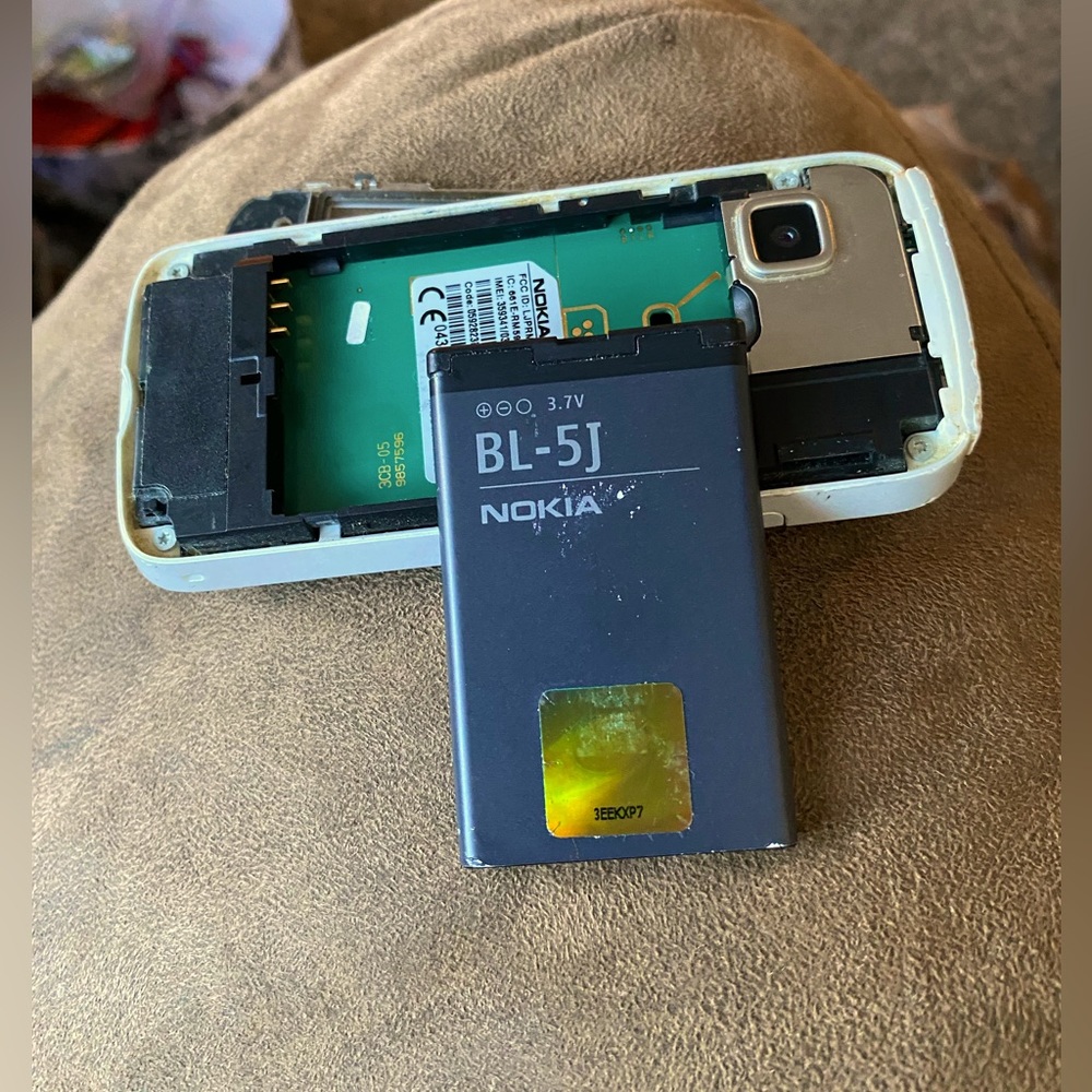 Broke n Nokia